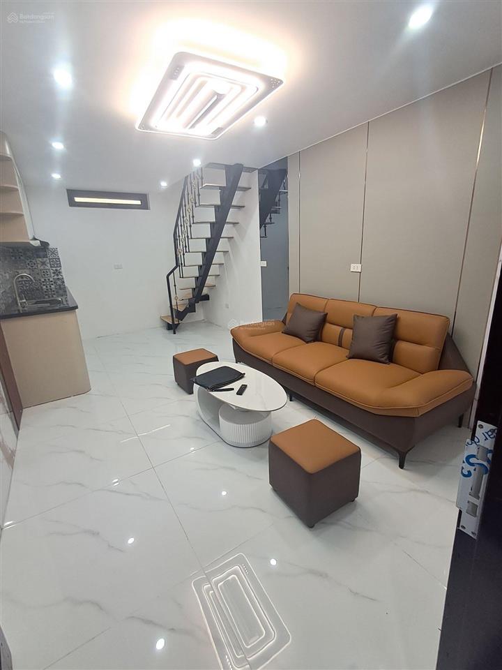 Bán cc 3pn, 2wc, 100m2 tại phố phùng hưng, q. hoàn kiếm, giá tốt