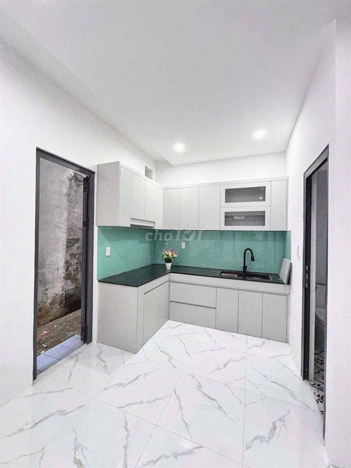 Mặt Tiền Kinh Doanh Quận Tân Phú, Xe Hơi Đậu Cửa, Chỉ Hơn 3 Tỷ