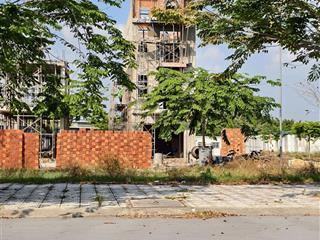 Chính chủ kẹt tiền cần bán gấp lô đất xây nhà ngay cạnh ngã tư bình chuẩn chỉ 1,4 tỷ