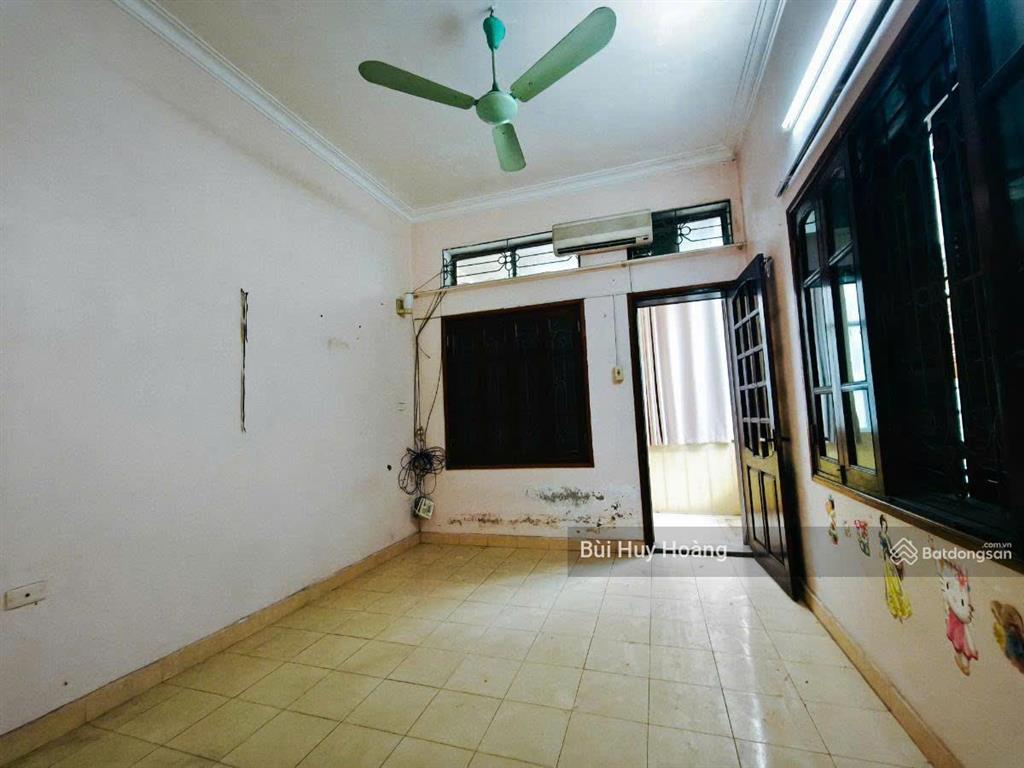 Phân lô  dân xây  lô góc 3 thoáng  38m2 x 5 tầng  ngõ 3 gác  gần phố  thanh xuân  chỉ 8,x tỷ