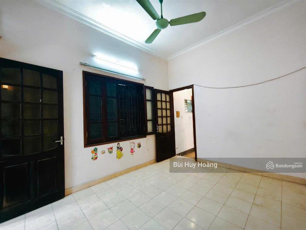 Phân lô  dân xây  lô góc 3 thoáng  38m2 x 5 tầng  ngõ 3 gác  gần phố  thanh xuân  chỉ 8,x tỷ