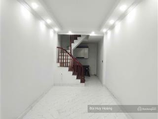 Chỉ 8,x tỷ  nhà đẹp  ngõ nông gần phố  34m2 x 4 tầng  thanh xuân  nhân hòa  ngã tư sở