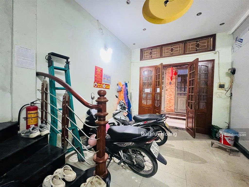 Ttam đống đa  43m2 chỉ 10,x tỷ  dân xây  ngõ 3 gác  thông tứ tung  trường chinh  ngã tư sở