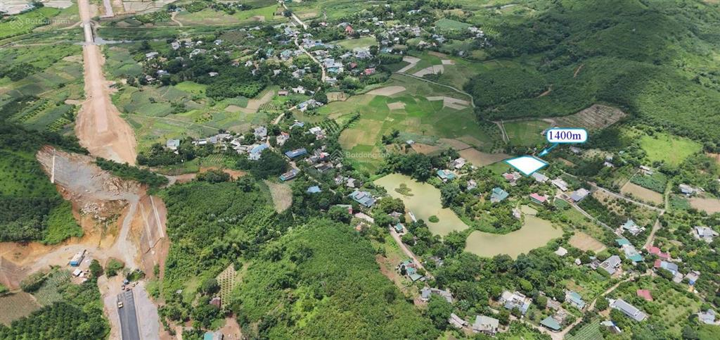 Bán đất nghỉ dưỡng kim bôi (1.400m2)  kế bên vresort, đón sóng sun group