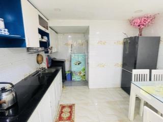Bán nhà ngay chợ hiệp bình, 2 tầng, 3 phòng ngủ, wc, giá 5 tỷ 2