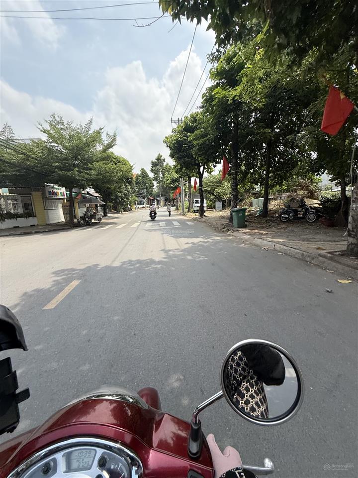 Nhà 1 đời chủ chưa qua đầu tư  liền kề vạn phúc city 51m2  5.7 tỷ