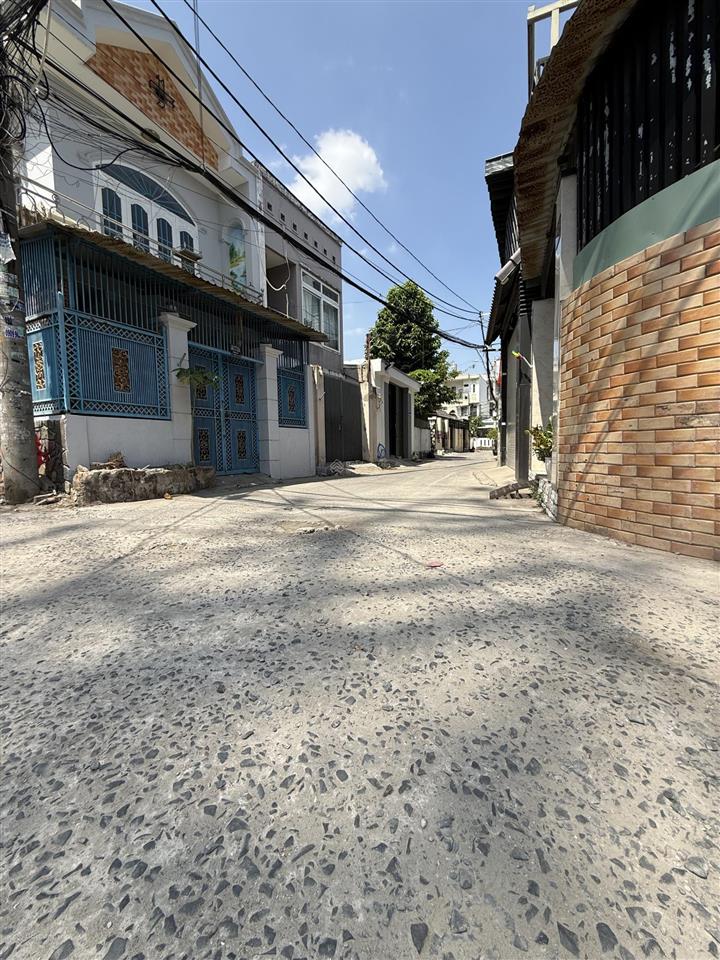 Nhà trường thọ  65m2  1 tỷ 6