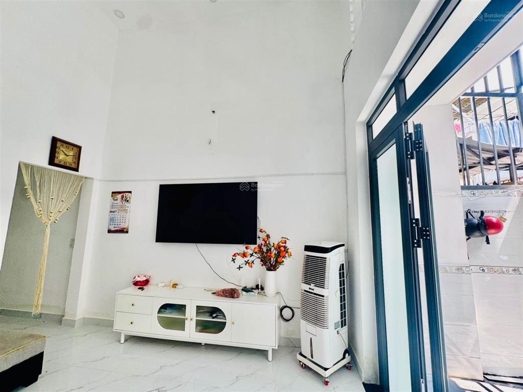 Nhà đẹp hiệp bình  50m2  2.8 tỷ