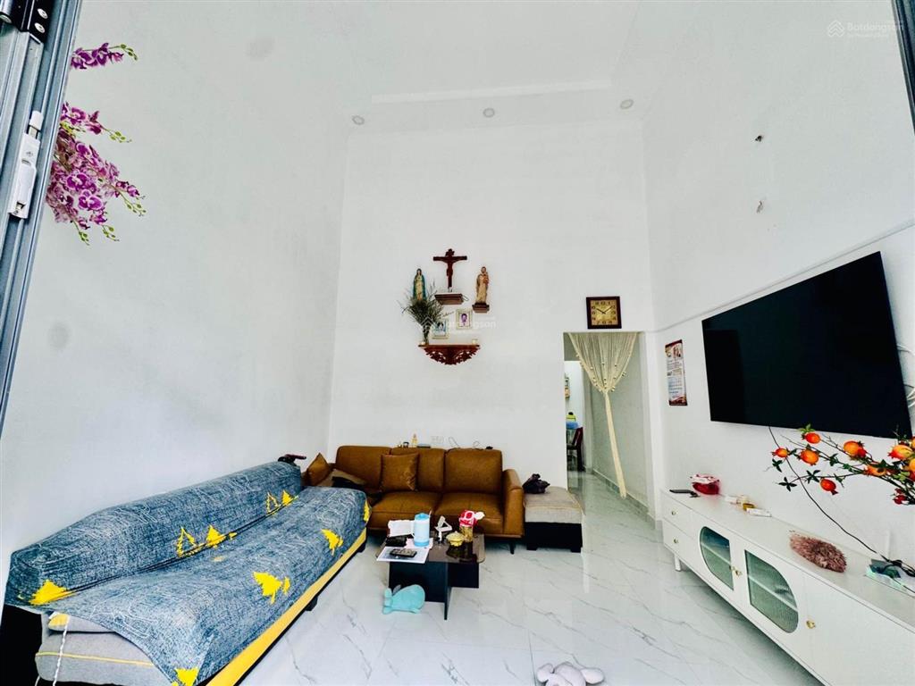 Nhà đẹp hiệp bình  50m2  2.8 tỷ