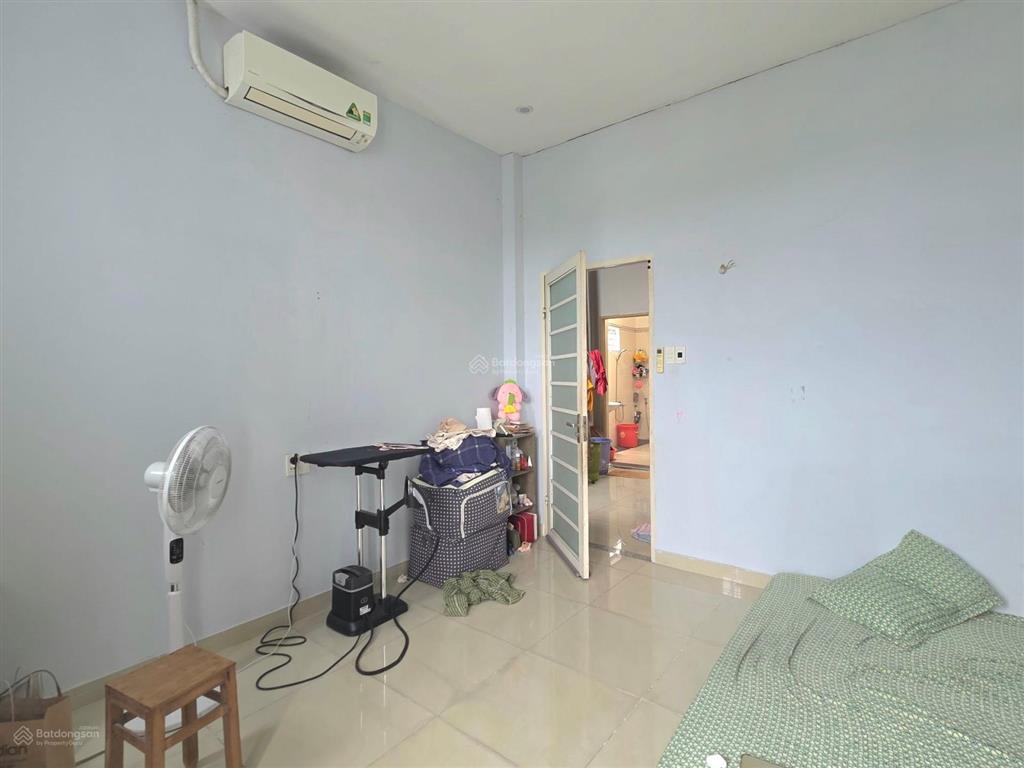 Nhà lô góc mặt tiền  đường rộng 6m  64m2 7ty6