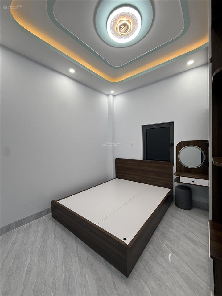 5 tỷ 8  73.7m²  lô góc  tỉnh lộ 43  sát chợ đầu mối