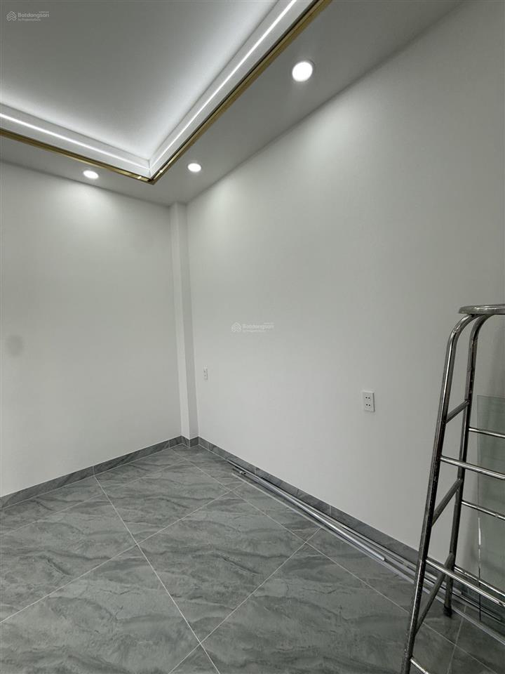 Chỉ hơn 5 tỷ  lô góc 55m²  4 tầng  tỉnh lộ 43  tam bình thủ đức