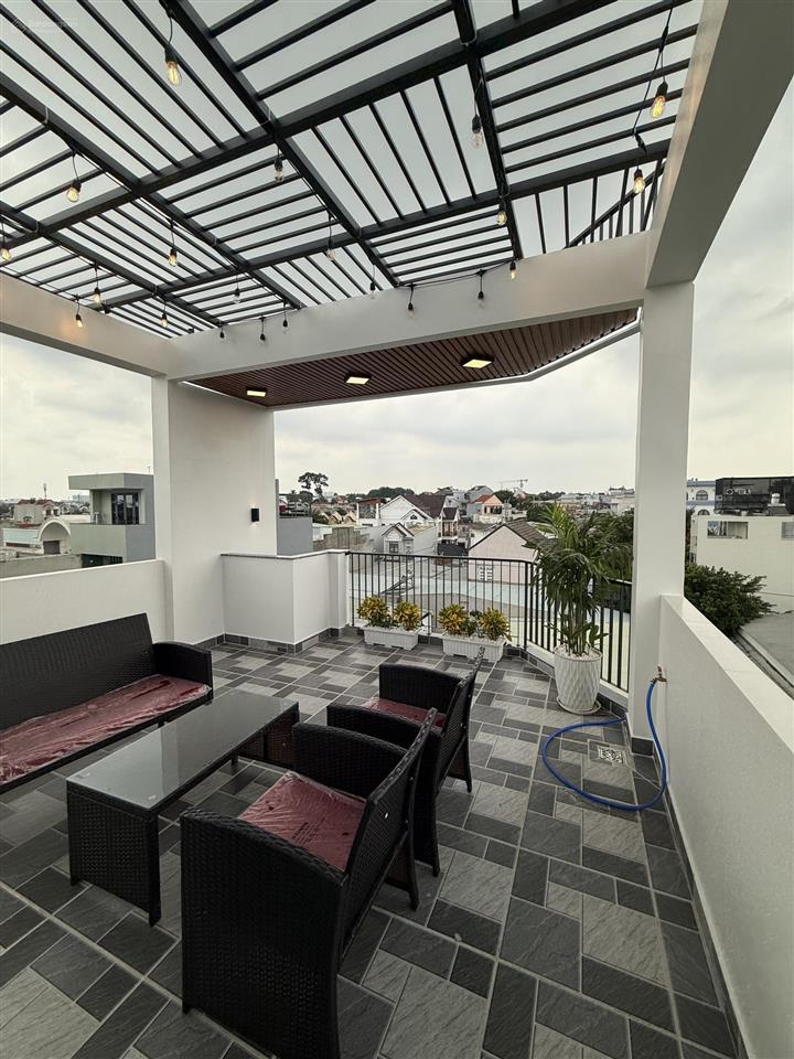 Chỉ hơn 5 tỷ  lô góc 55m²  4 tầng  tỉnh lộ 43  tam bình thủ đức