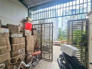 Chính chủ cần bán nhà 3 tầng 3pn rộng rãi  khu phân lô dân trí cao  xe hơi đỗ cửa  trung
