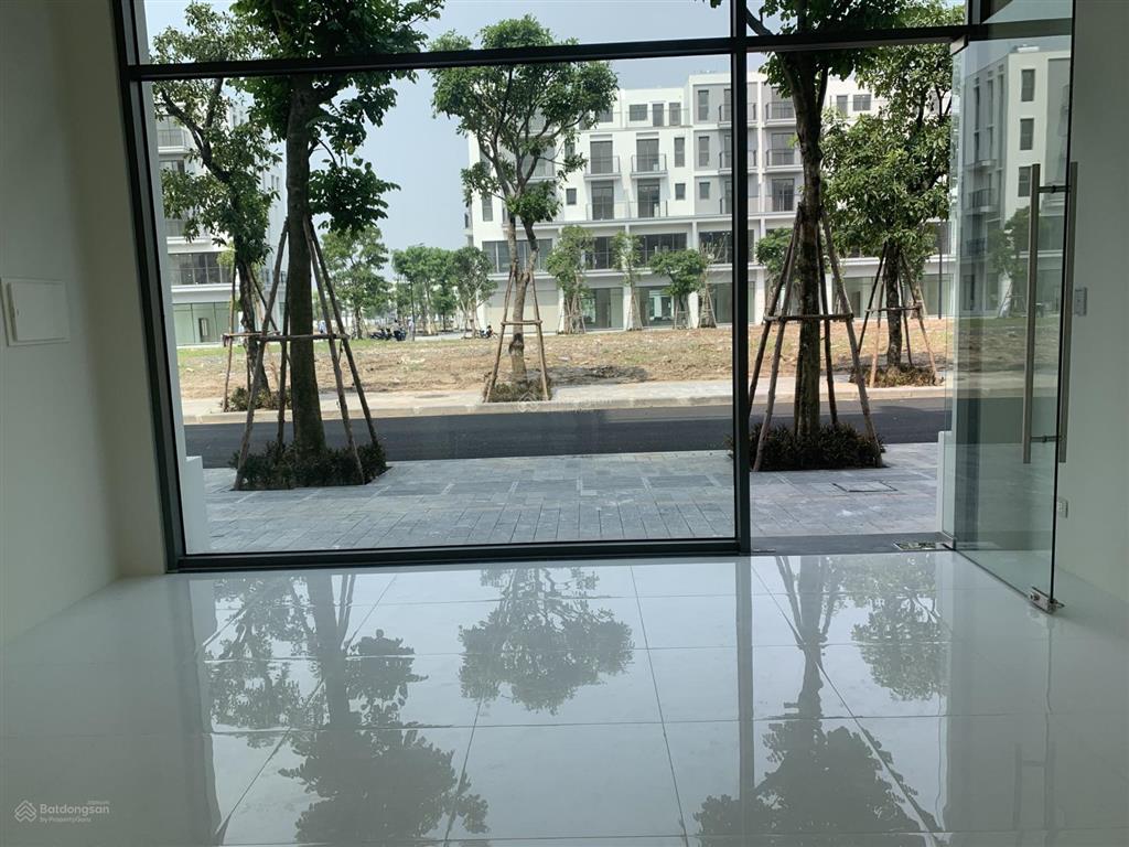 Nhà thang máy giá 35tr/th chính chủ cho thuê gấp the manor central park nguyễn xiển 75m2 x 5 tầng