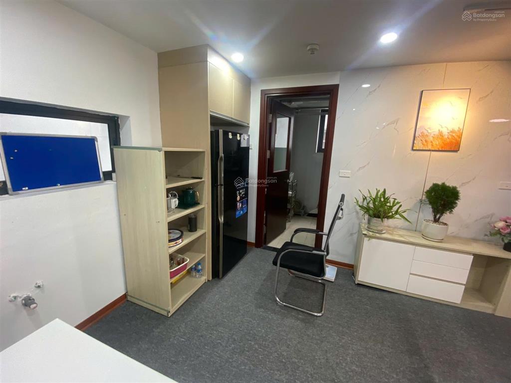 Gấp! chính chủ cần bán gấp căn hộ cc vp2 linh đàm, 145m2 4pn, 3wc full đồ, để ở hộ gđ view đẹp
