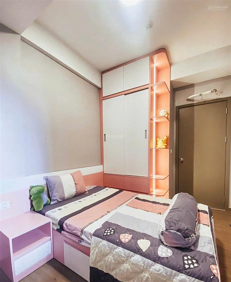 Bán lỗ ch 50m2 giá 2,1 tỷ ngay nguyên hồng full nt ở liền hỗ trợ vay bank shr