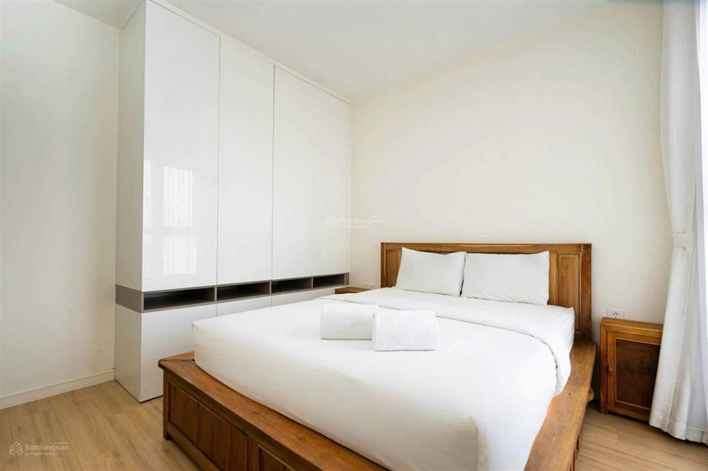 Kẹt bán lỗ! hướng hồ 40m2 sổ hồng 1,9 tỷ an lộc vay 70% ở liền full nội thất