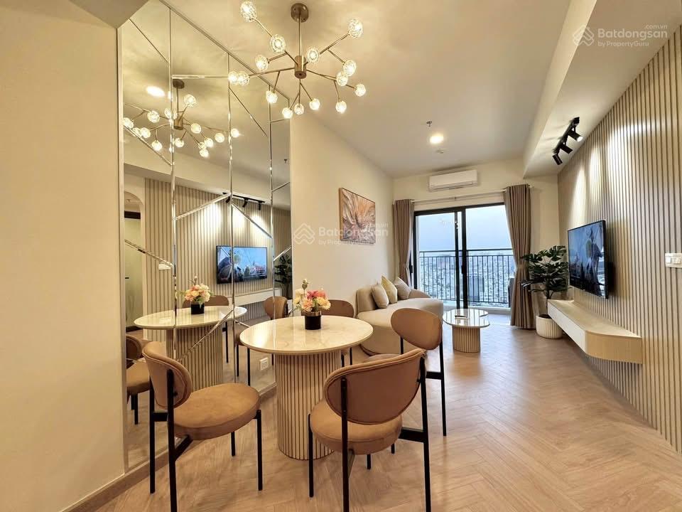 Giảm lần 2. nguyễn thượng hiền sổ hồng sẵn 2,050 tỷ ở liền 49m2 hd thuê 15tr/tháng. vay 70%