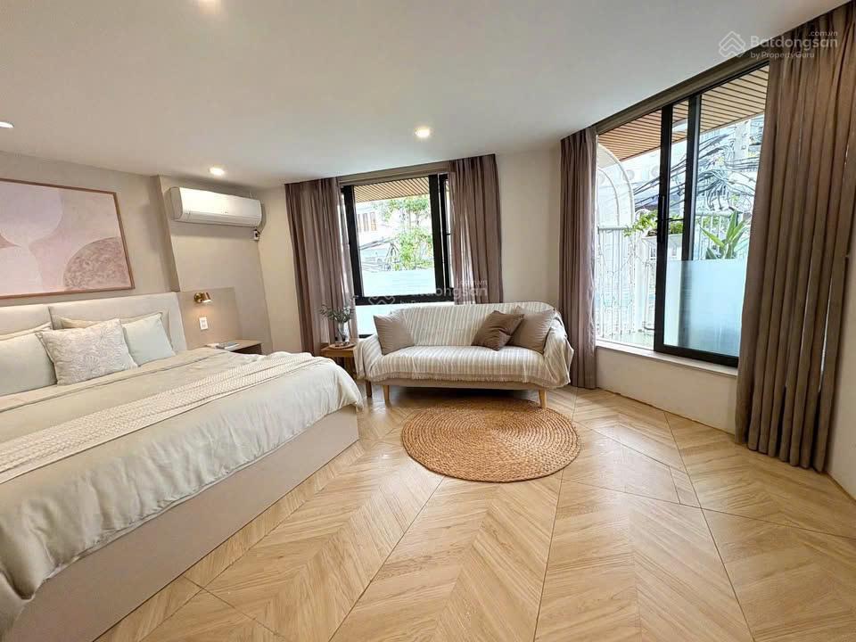 Căn mới, sổ sẵn. 60m2 có lầu 3pn 2wc. 2 tỷ 5. trả trước 800tr nhận nhà cách phạm văn đồng 100m