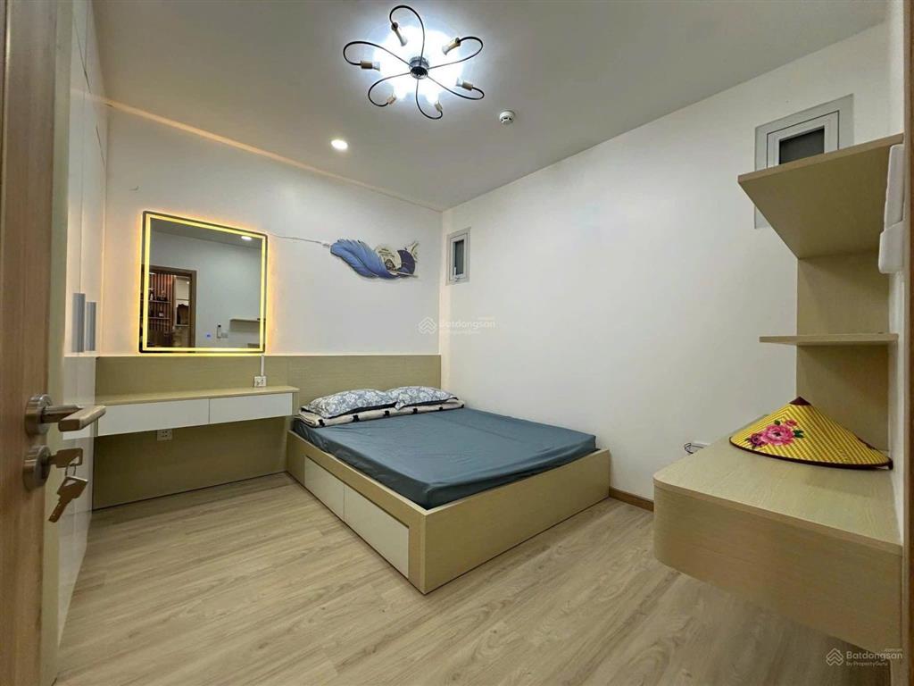 Giảm lần 2. sổ hồng sẵn 2 tỷ 3 ở liền 46m2 hd thuê 15tr/ tháng. vay 70%