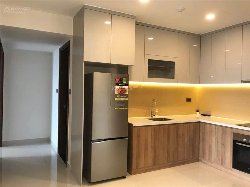 Giảm lần 2. sổ hồng sẵn bao phí sang tên 2,3 tỷ ở liền 55m2 hđ thuê 15tr/tháng. vay 70%