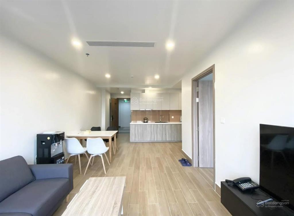 Nguyễn kiệm 2pn 2wc full nt sổ hồng riêng 50m2 ở liền, bao phí sang tên 2,3 tỷ