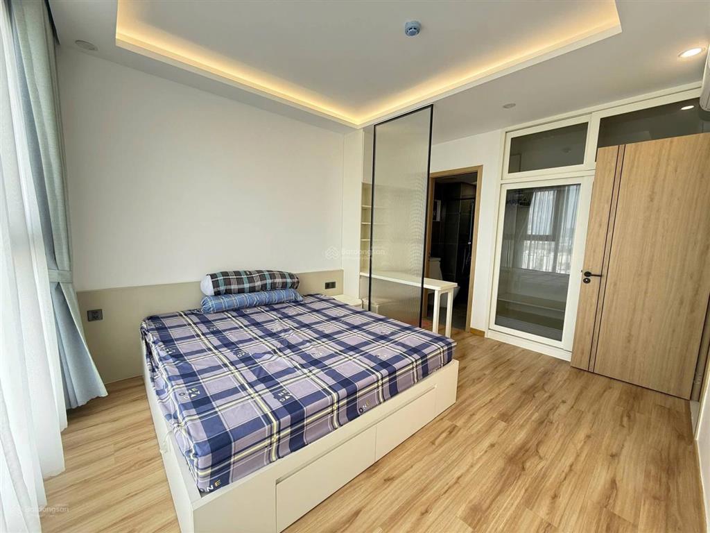 Cách sân bay 2km nhà full nt sổ hồng sẵn, 49m2 căn góc 2,3 tỷ bao phí sang tên