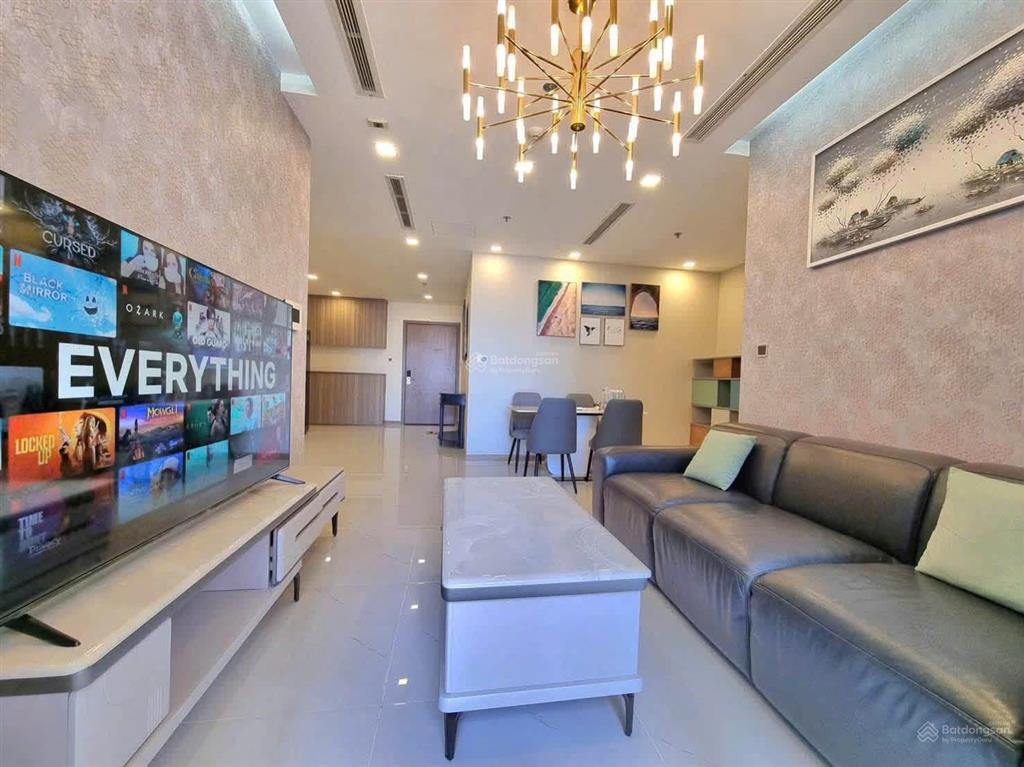 Mới hết hđ thuê cần bán sổ hồng ở nhà. 48m2 lầu 8. vay 85% 2 tỷ full nội thất góp 18 tháng lãi 0%