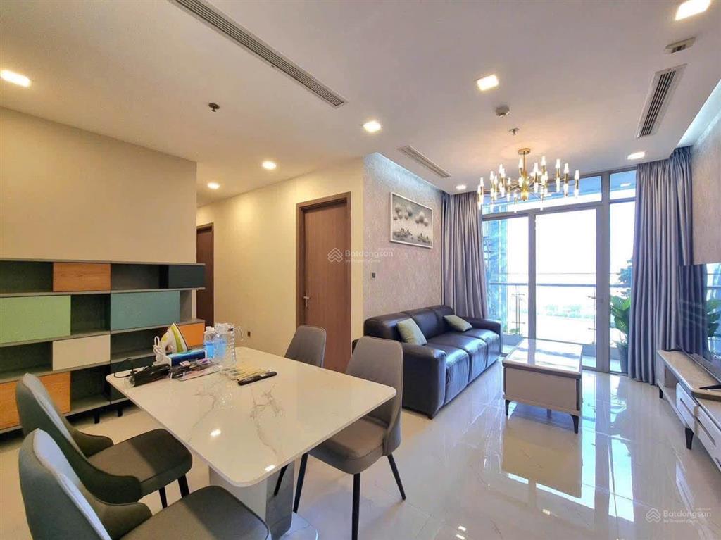 Mới hết hđ thuê cần bán sổ hồng ở nhà. 48m2 lầu 8. vay 85% 2 tỷ full nội thất góp 18 tháng lãi 0%