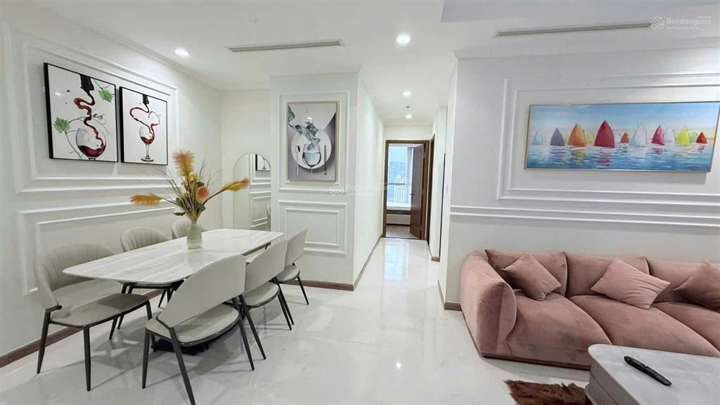 Chuyển nhà bán gấp cc full nội thất, căn góc view thoáng 2pn+ sổ sẵn 2 tỷ ở liền gọi 0705 412 ***