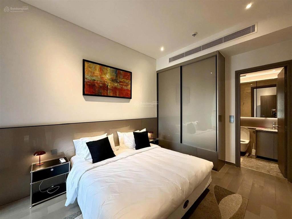 Chuyển nhà sang nhượng cc 49m2 full nội thất 2,2 tỷ sổ sạch 2pn+ bao phí sang tên