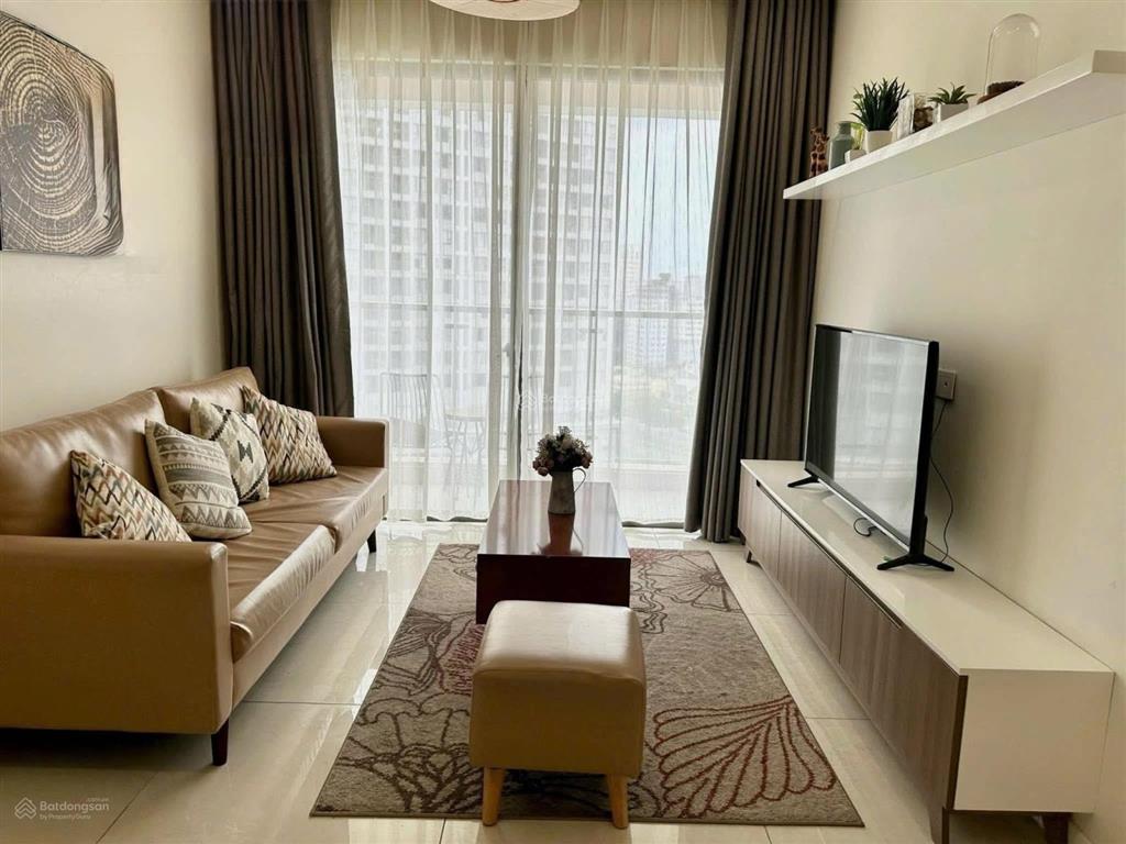 Hết hđ thuê cần bán cc 50m2 sổ sẵn full nội thất 2 tỷ bao phí sang tên