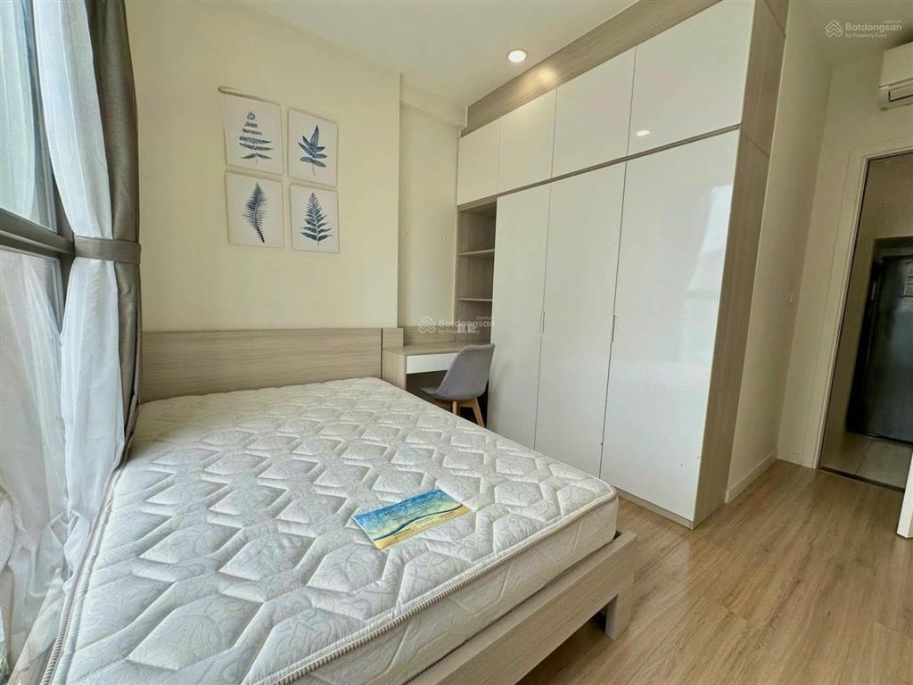 Hết hđ thuê cần bán cc 50m2 sổ sẵn full nội thất 2 tỷ bao phí sang tên