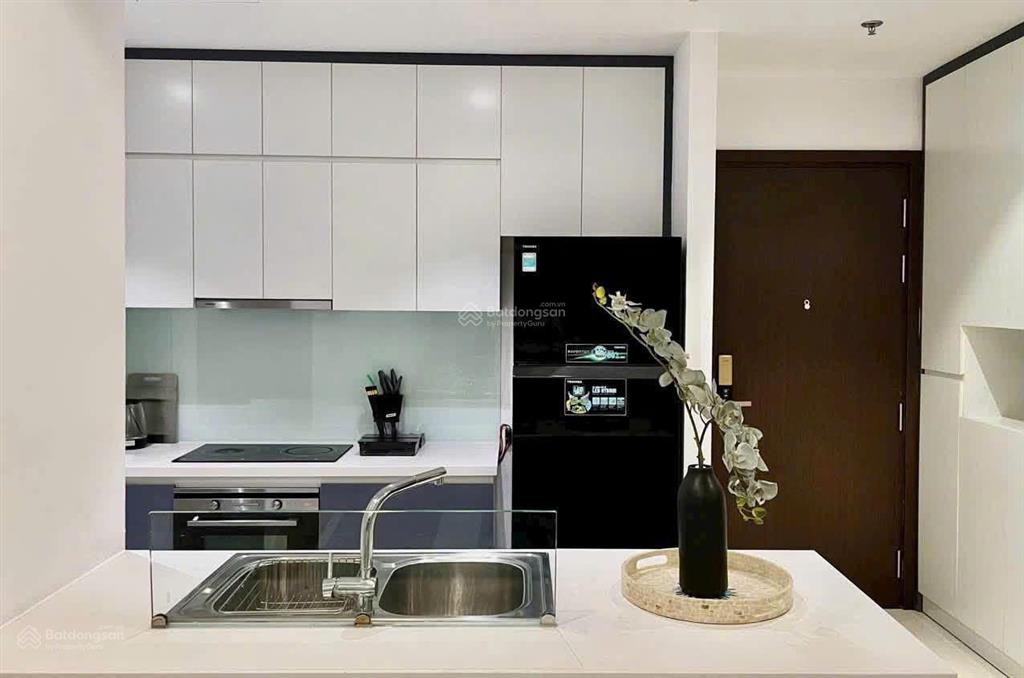 Chuyển nhà bán gấp cc 50m2, sổ sạch mua sang tên, full nội thất, 2 tỷ, vay 75%, góp 0% 18 tháng