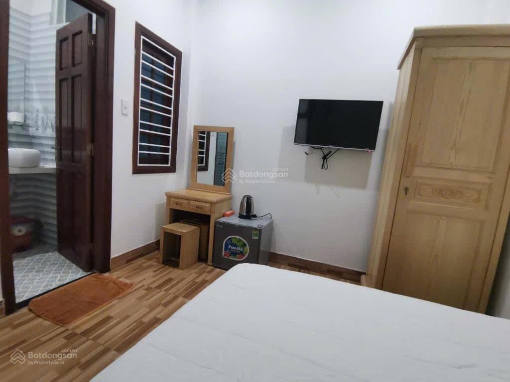 Bán khách sạn 7 tầng mặt tiền nguyễn huệ, hải cảng quy nhơn  21 phòng, cách biển 100m, sổ đỏ, 24tỷ