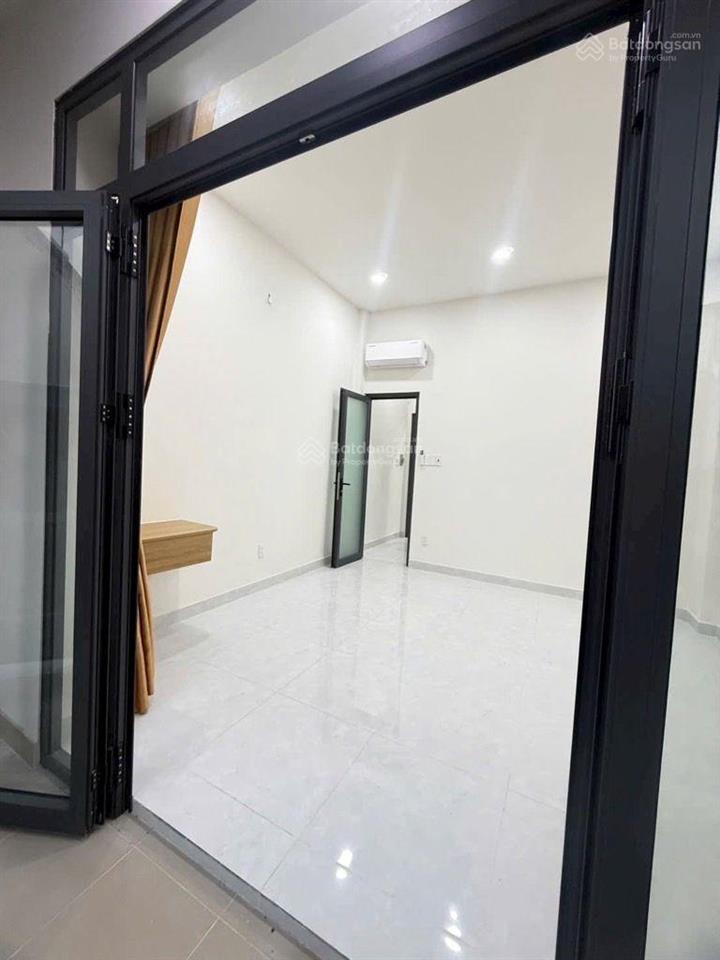 Nhà đẹp lung linh đường số 12 40m2 2 tầng 4.85 tỷ