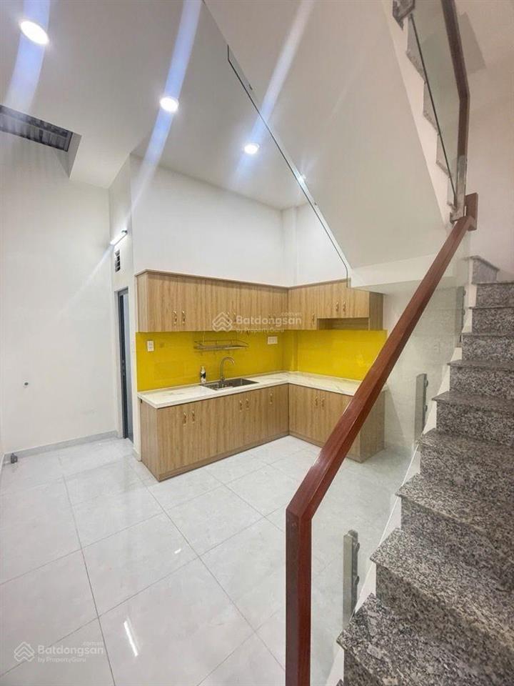 Nhà đẹp lung linh đường số 12 40m2 2 tầng 4.85 tỷ