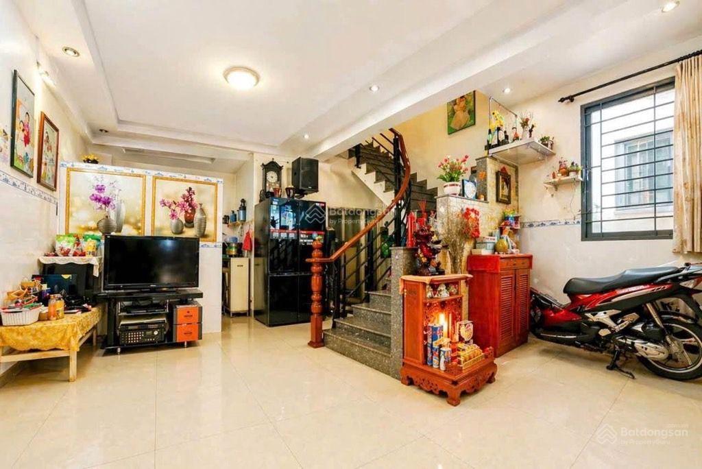 Mt chợ, mtkd phú thọ hoà 2 tầng 40m2 ngang 4.9 giá 5.4 tỷ tl
