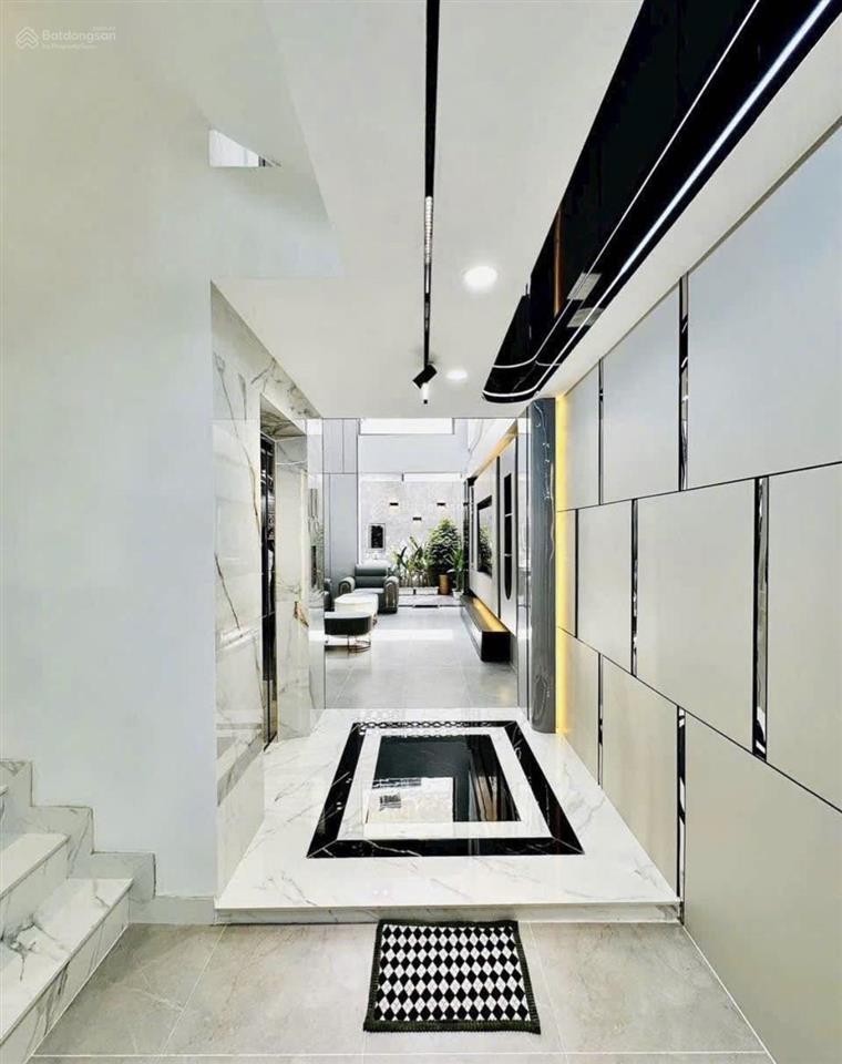 Giá đang cực kì mềm tại quận 2 đường lương định của giá còn 4tỷ3 có shr