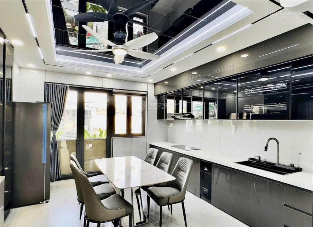 Giá đang cực kì mềm tại quận 2 đường lương định của giá còn 4tỷ3 có shr