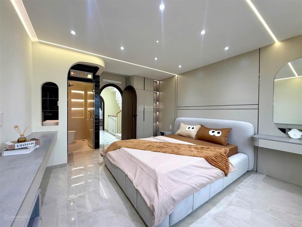 Ngay tại mặt tiền nơ trang long bình thạnh 67,7m2 có phòng xông hơi có shr
