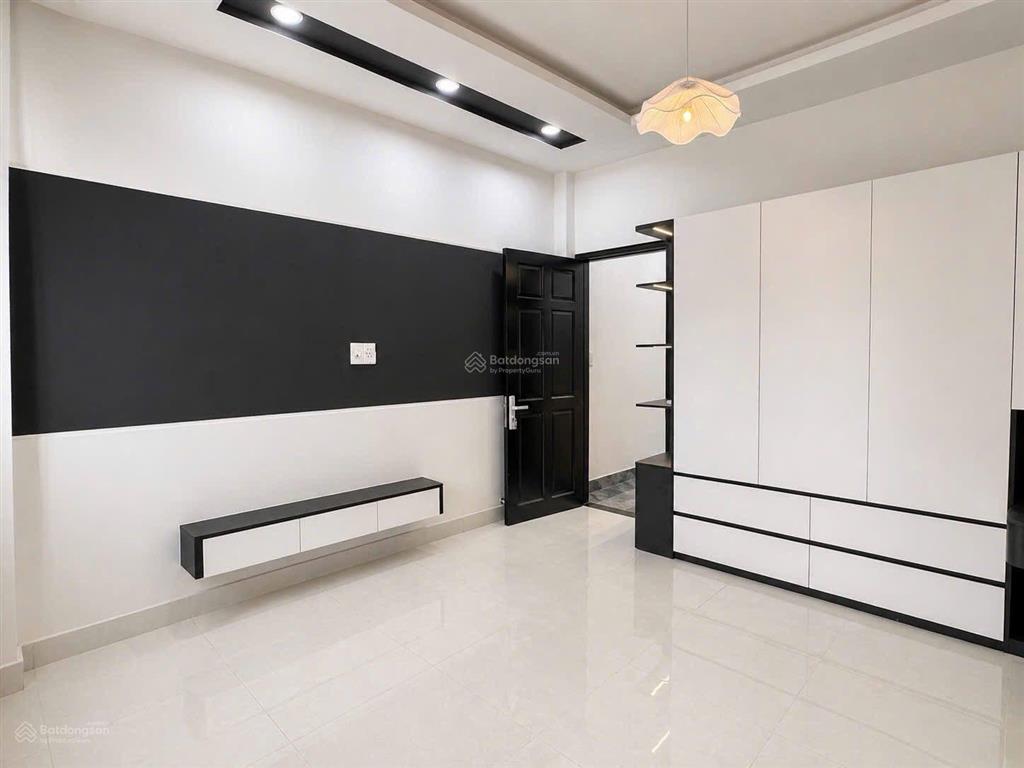 Chỉ [ 3,9tỷ ] nhà riêng tại chu văn an 72,4m2 nhà mới toanh có shr gần bệnh viện và công viên