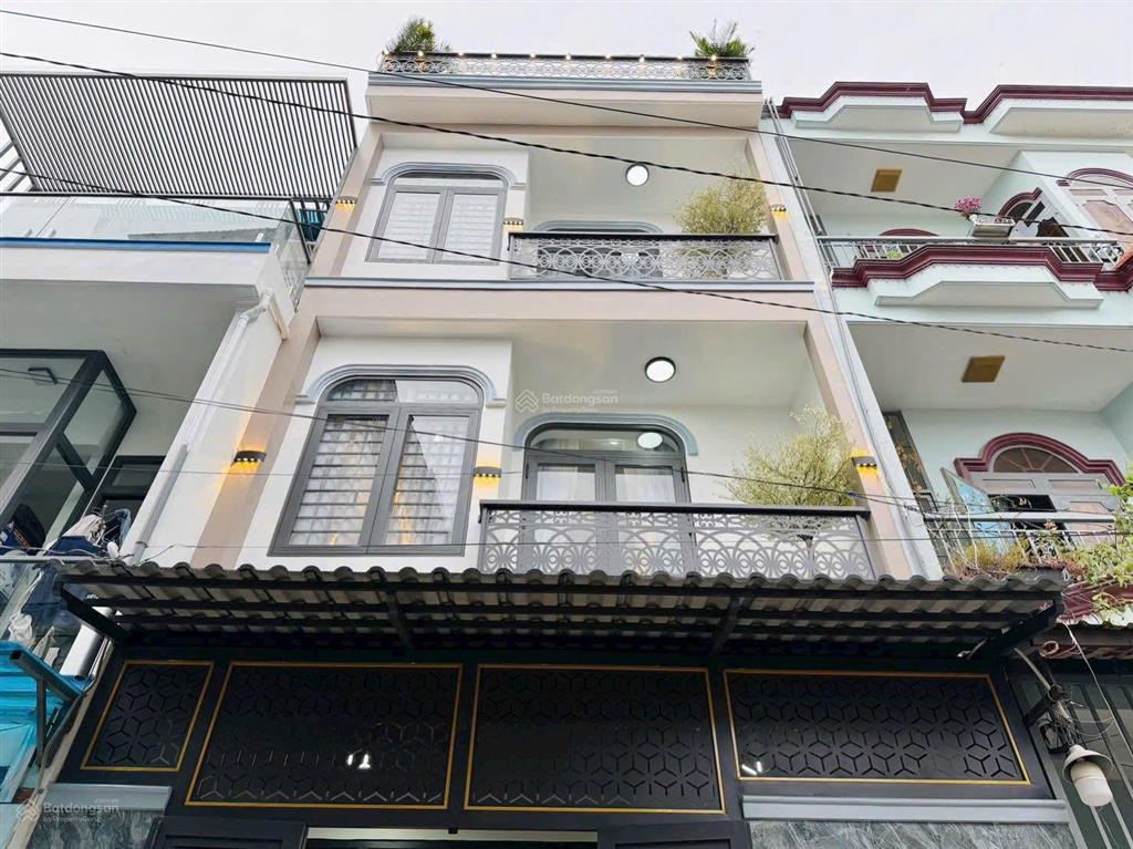 [3 tỷ 850] bán nhà ngang 5m nguyễn công hoan, thông ra hoa sữa. gần phố ẩm thực phan xích long