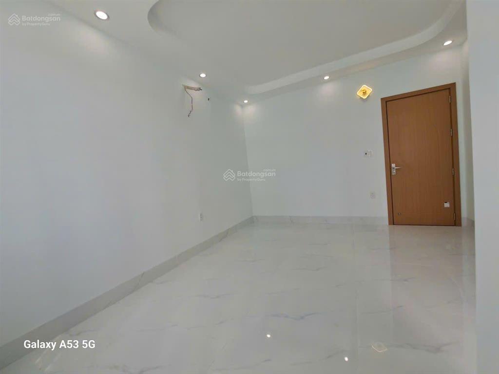 Nhà phố mặt tiền an dương vương  khu phân lô đồng bộ cực hiếm tại p.bình phú
