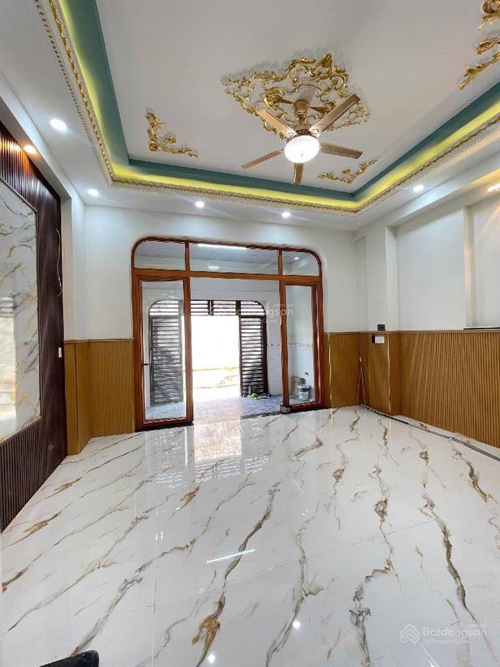 Ngay tỉnh lộ 10  ngang khủng 5.6m nở hậu tài lộc 6.6m  hẻm xe hơi sát mặt tiền kênh tham lương.