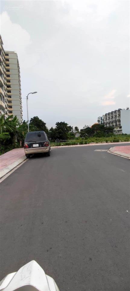 Đất xây dựng mới  khu phân lô đồng bộ  sát võ văn kiệt