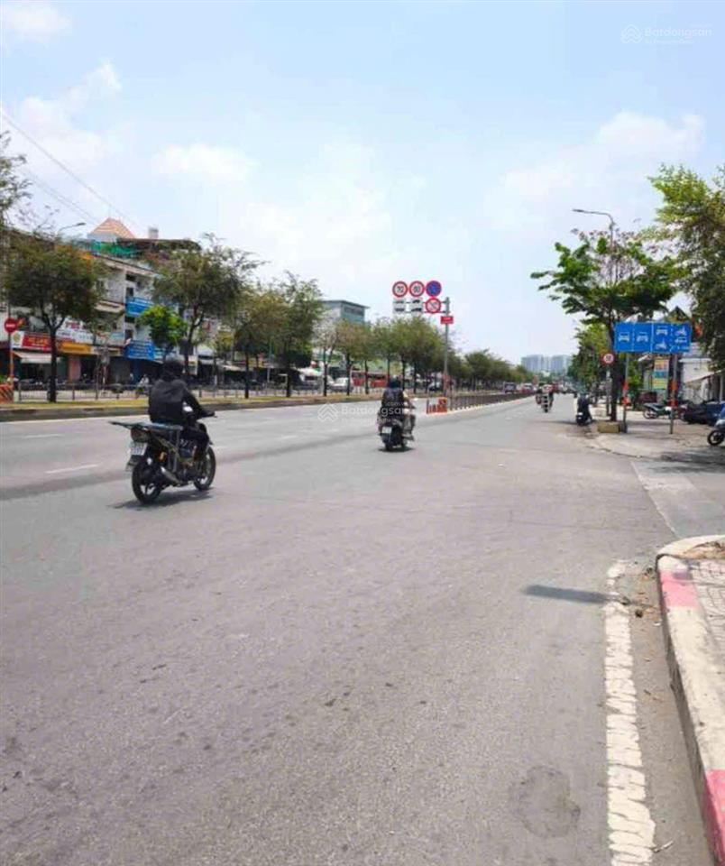 Bán đất đẹp full thổ cư 100% ngang 5m chuẩn đẹp vuông vức xây dựng tự do