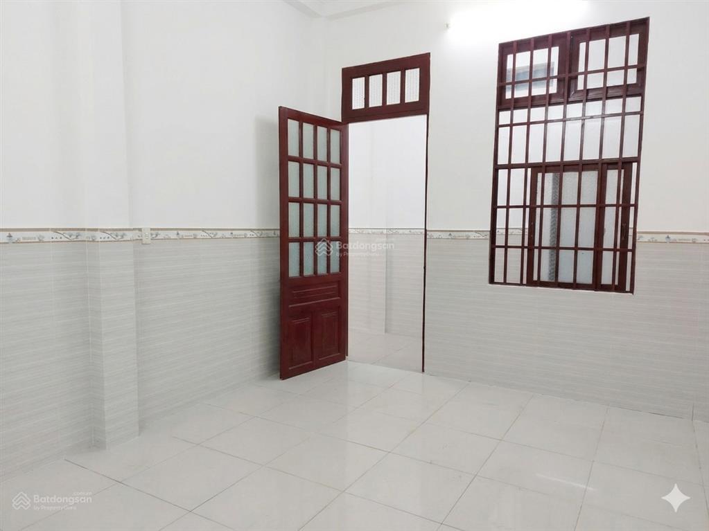 Ngộp cần bán gấp giảm sâu 2 tỷ mặt tiền kinh doanh đối diện kđt vạn phúc đón đầu ql13 mở rộng