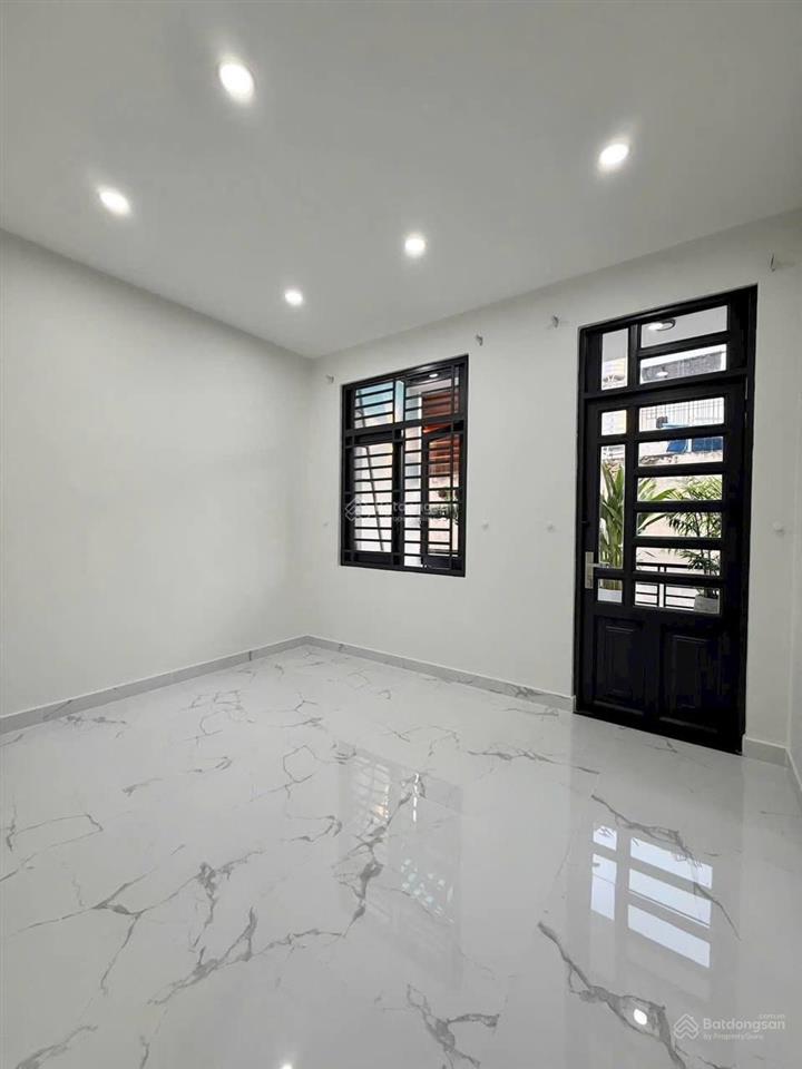 Gấp bán nhanh nhà đẹp mới xây giá cực tốt
